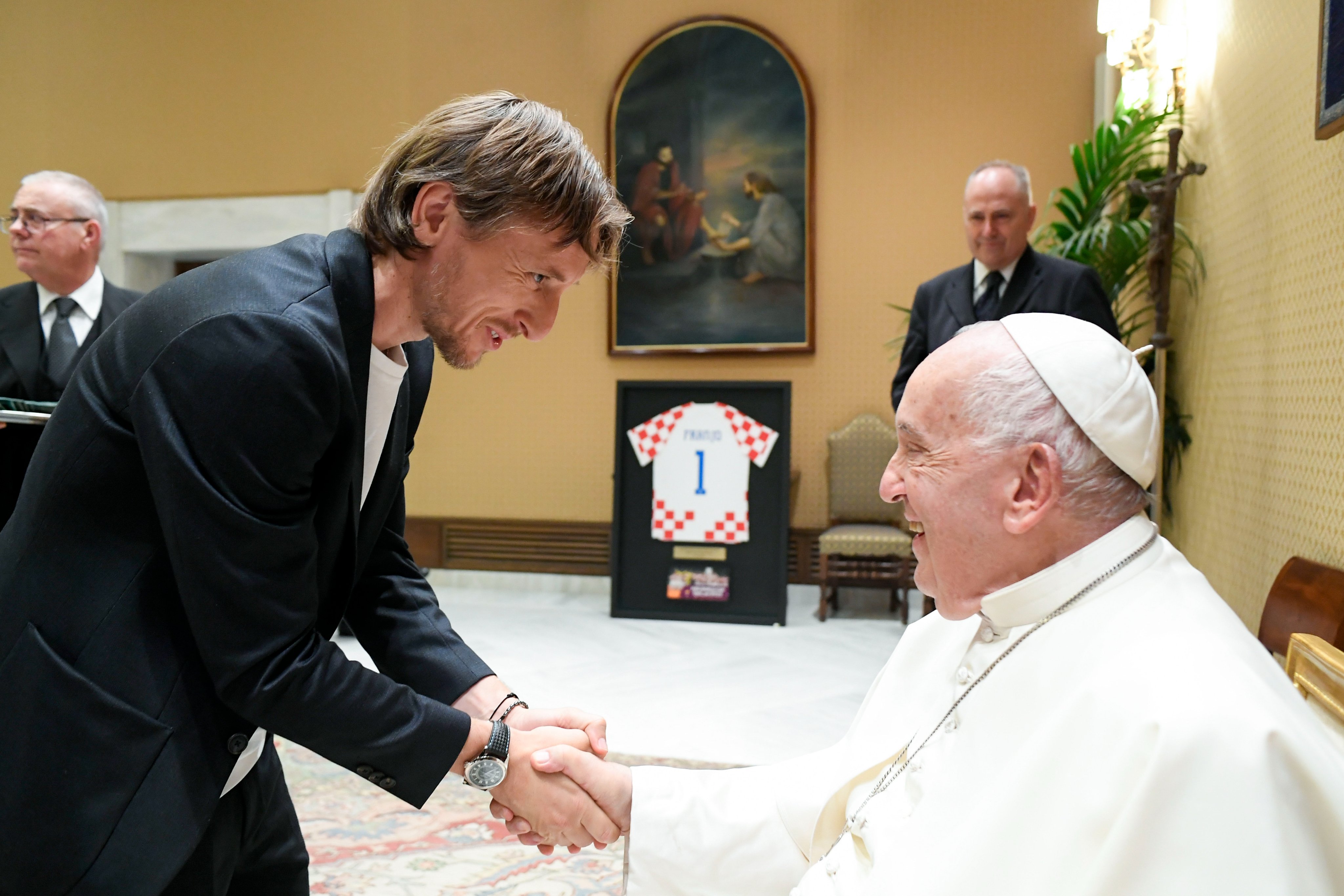 Papa Françesku bekon Kroacinë: Qëndroni të bashkuar, lutuni…