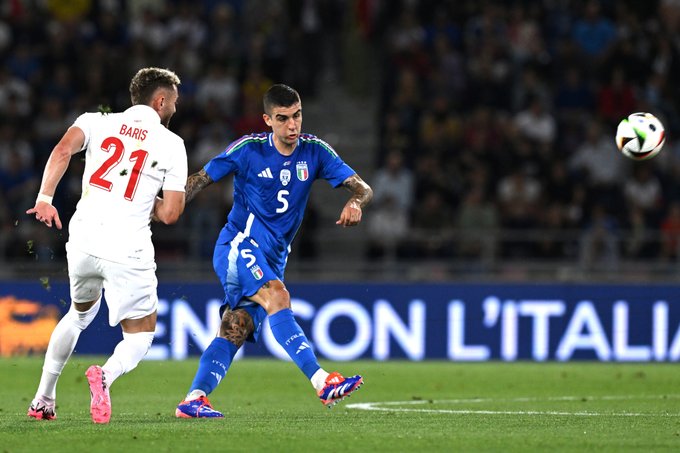 Italia ndalet pa gola, Zvicëra e Portugalia e nisin lart