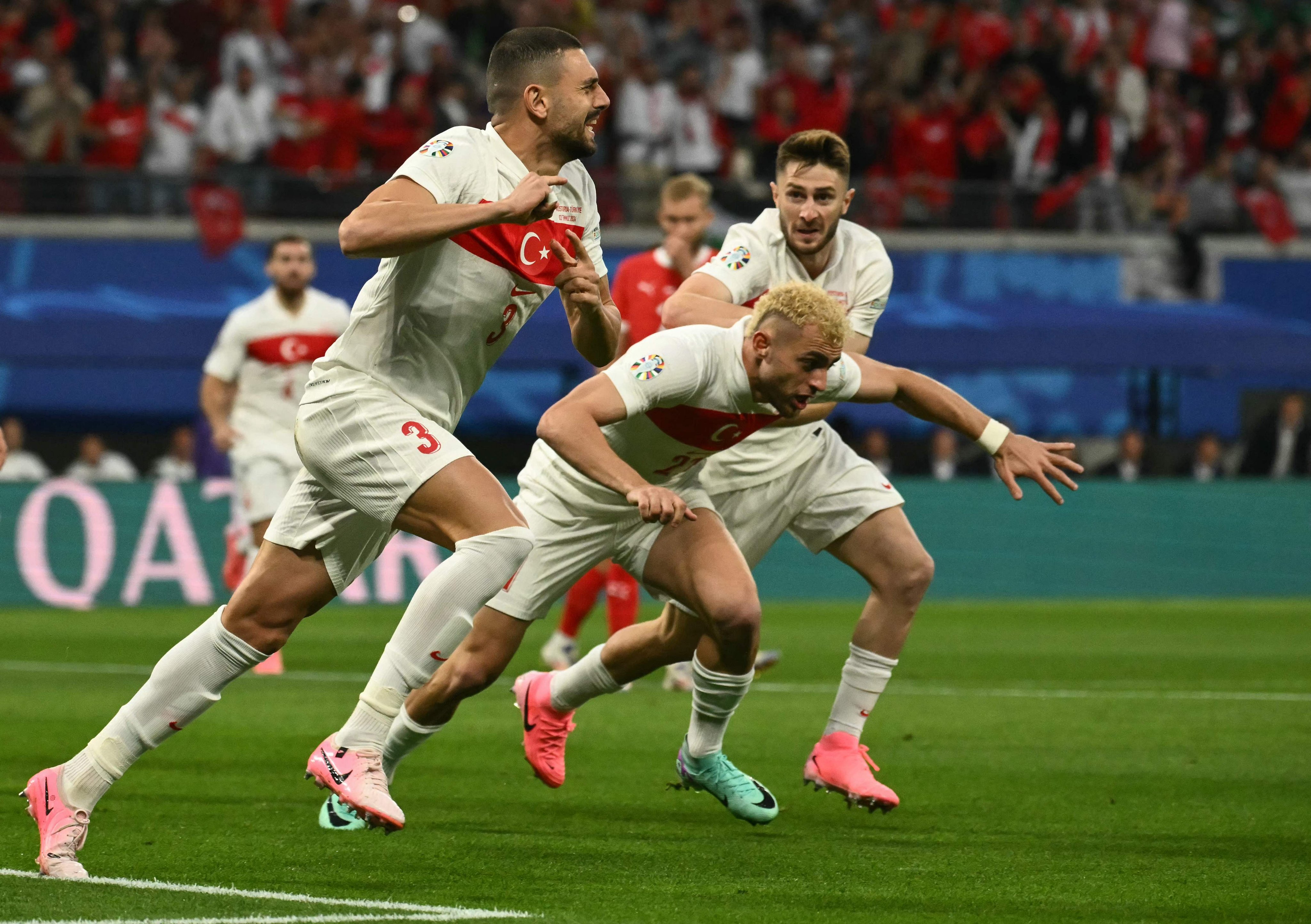 Turqia bileta e fundit çerekfinale, Demiral gol në sekondën e 57′